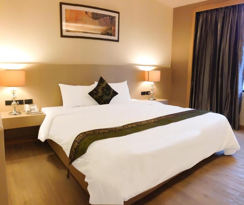 Icheck Inn Nana By Aspira Bangkok Bagian luar foto
