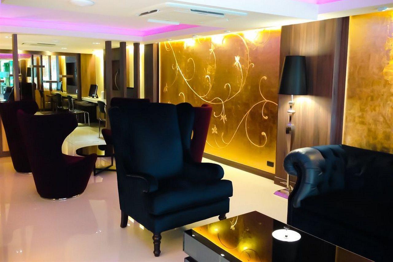 Icheck Inn Nana By Aspira Bangkok Bagian luar foto