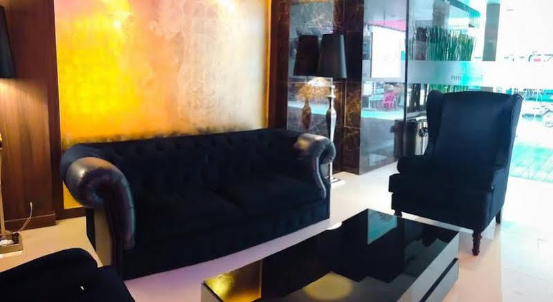 Icheck Inn Nana By Aspira Bangkok Bagian luar foto